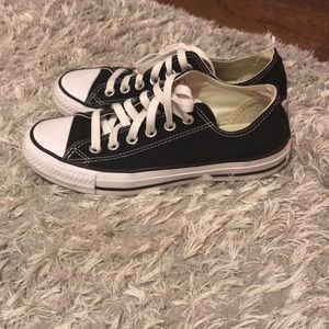 Ladies black converse
